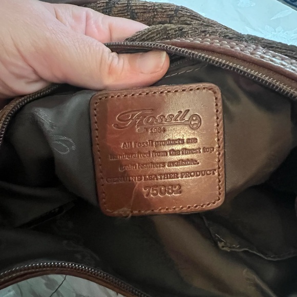 Fossil Issued by 1954 #75082 Crossbody Hobo Bag Brown & Black Womens - Picture 3 of 7